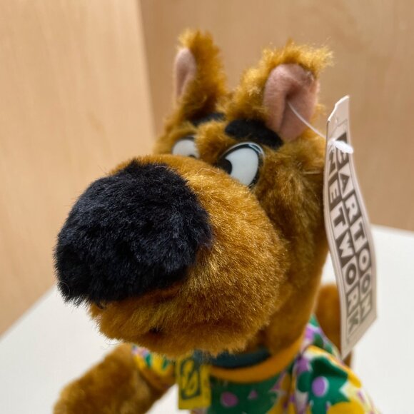 Scooby-Doo Cartoon Network Plush Toy In Floral Shirt - Collectible 10" Stuffed A - Picture 7 of 11